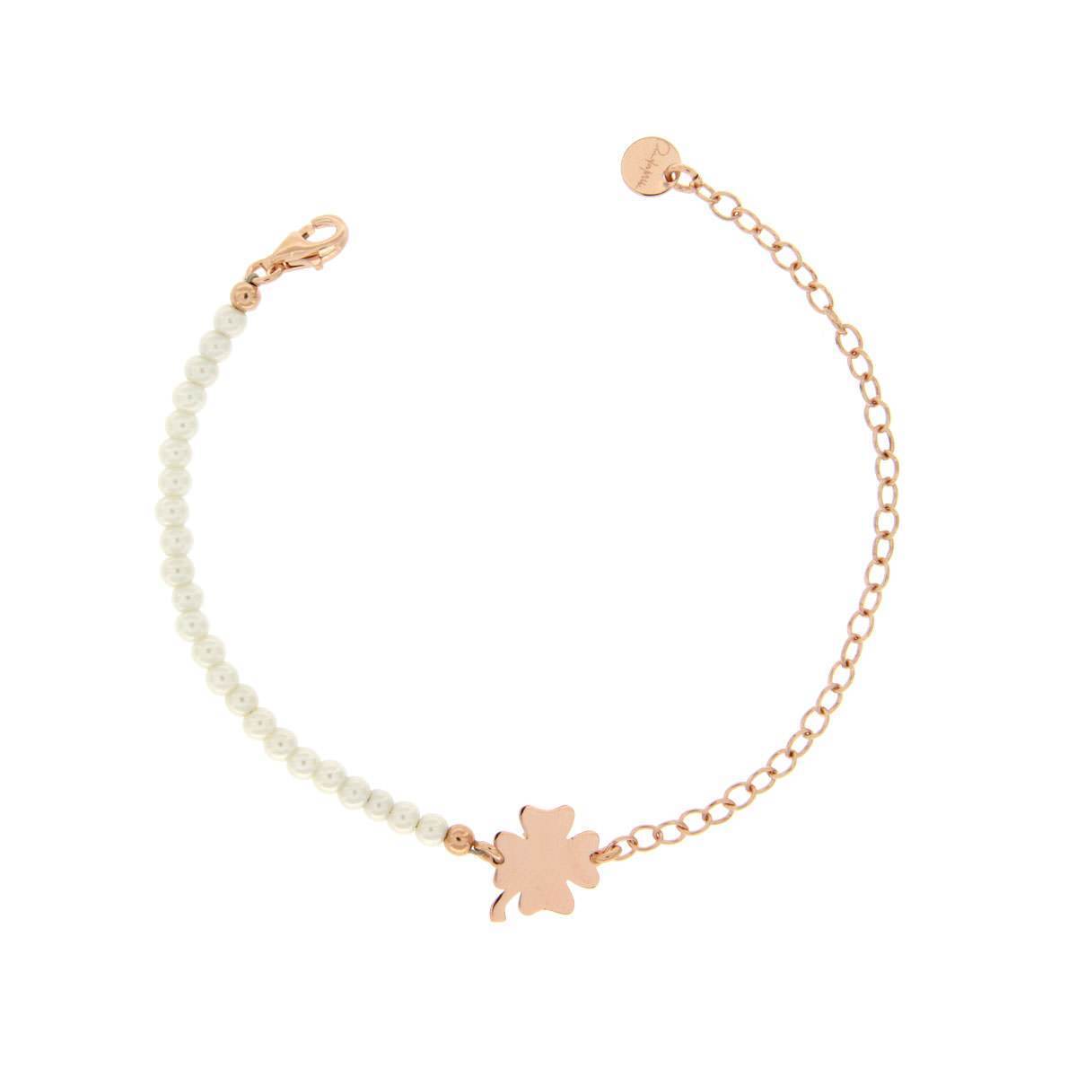 Rue Des Mille bracciale da donna catenella e perle di colore bianco in argento 925 placcato in oro rosa 18 kt con soggetto centrale "quadrifoglio" - Codice bracciale: BR-CAT PPN PERLA QUA