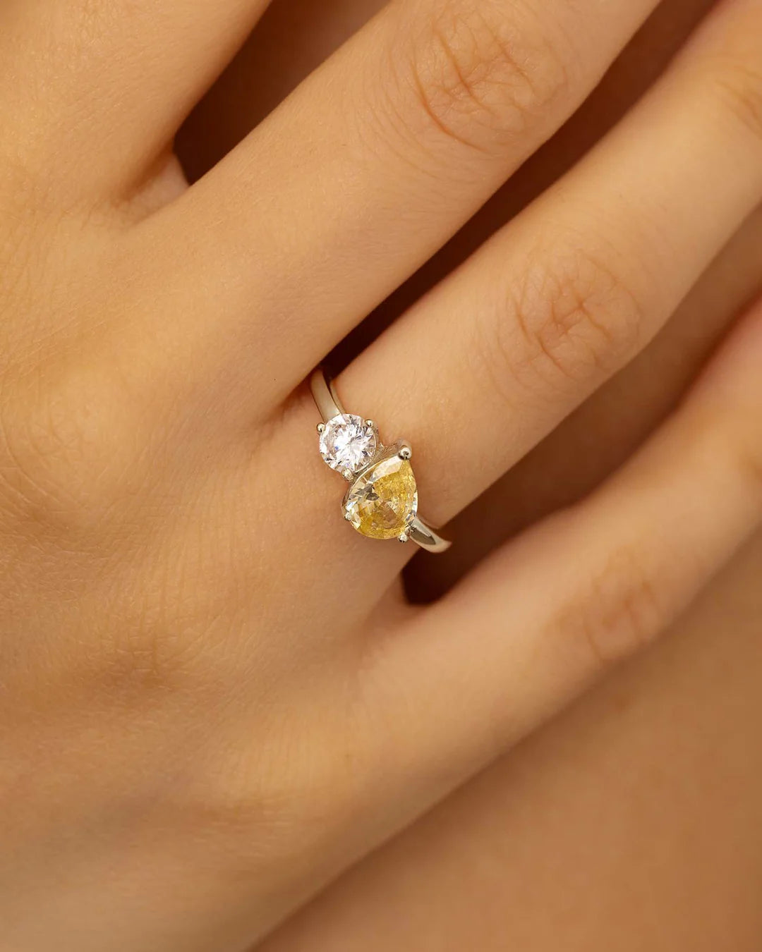 Amabile Anello Honeymoon Toi Et Moi Con Pietra Gialla Argento