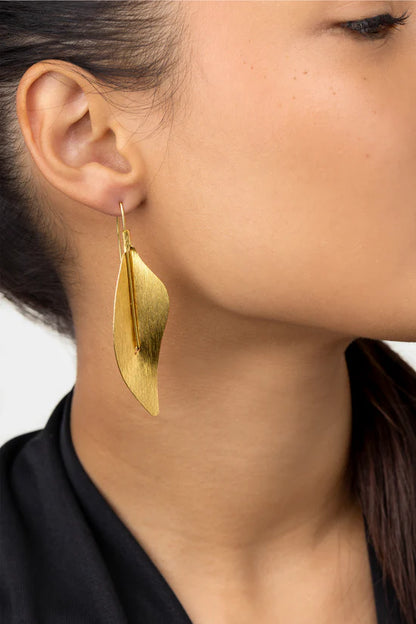 VESTOPAZZO Orecchini Foglia Irregolare