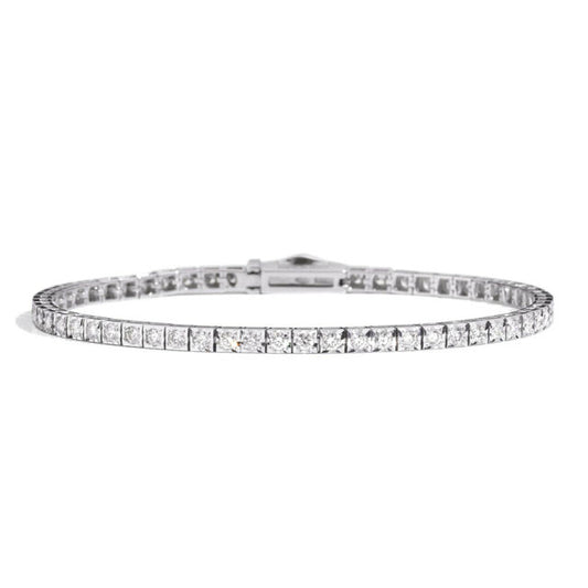 Bracciale tennis in oro bianco 18 kt e diamanti taglio brillante da 0.63 ct colore G SI da 6,28 grammi della collezione Recarlo Gioielli - Misura bracciale: 20 cm - Codice prodotto: T39SE883/D-20